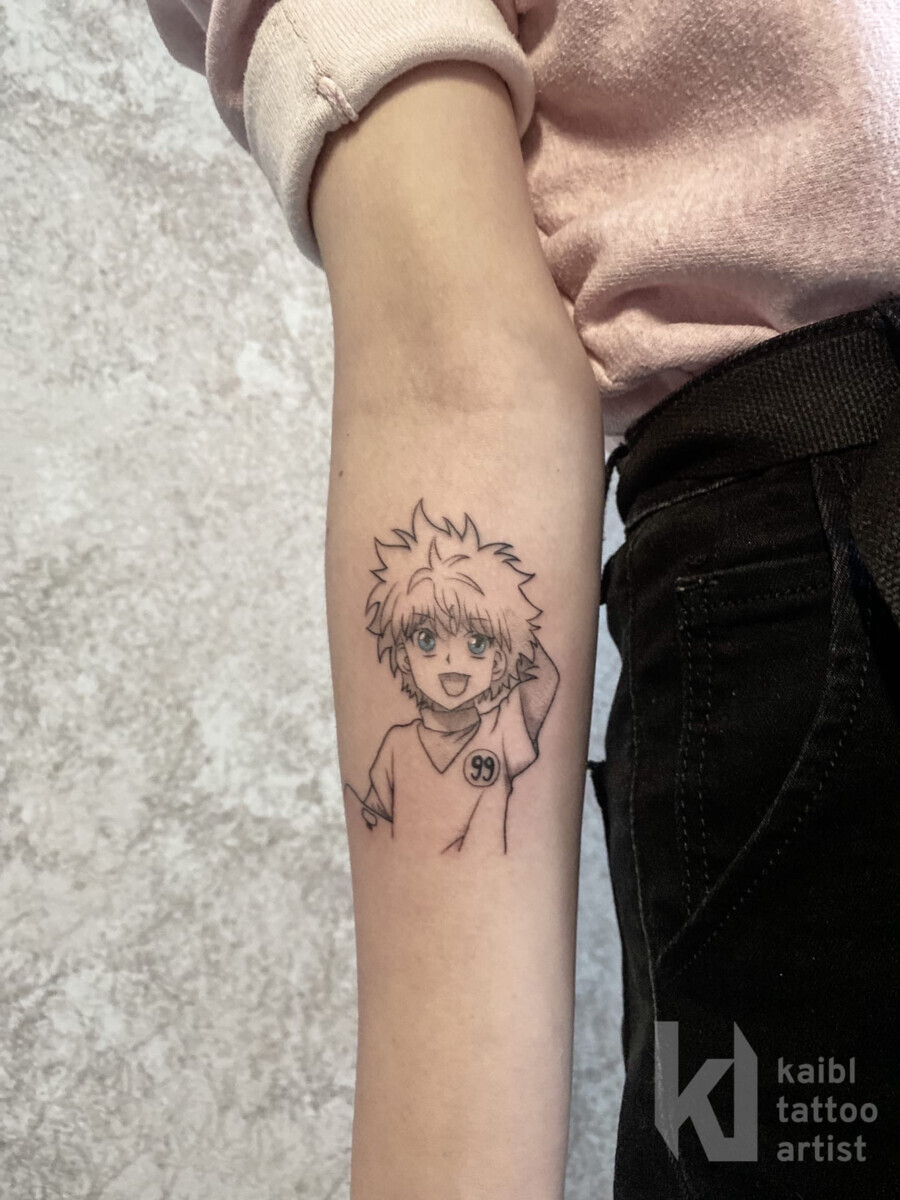 Аниме тату Киллуа Золдик из Hunter x Hunter на предплечье